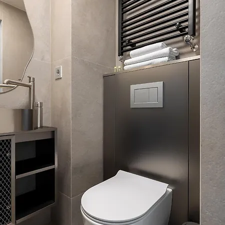 Апартаменты Homewell Deluxe Lofts
