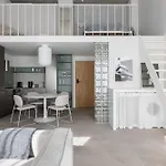 Homewell Deluxe Lofts شقة