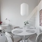 Homewell Deluxe Lofts