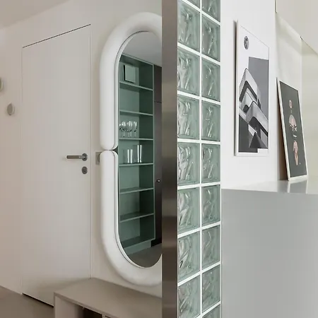 Homewell Deluxe Lofts Apartment