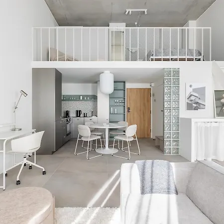 Homewell Deluxe Lofts *