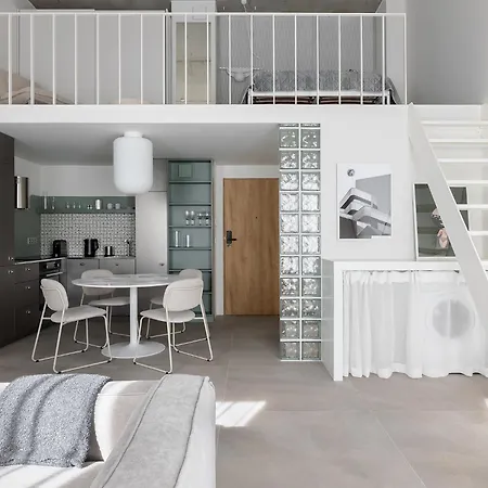 Homewell Deluxe Lofts Apartment
