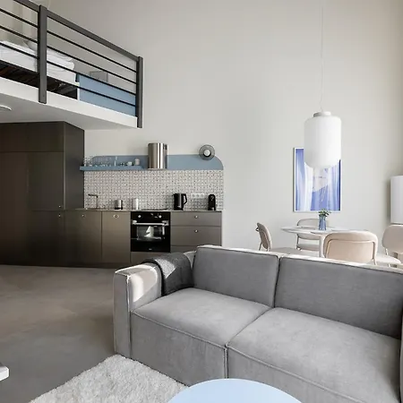 Homewell Deluxe Lofts *