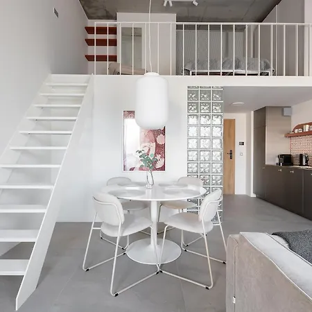 Homewell Deluxe Lofts * Posen