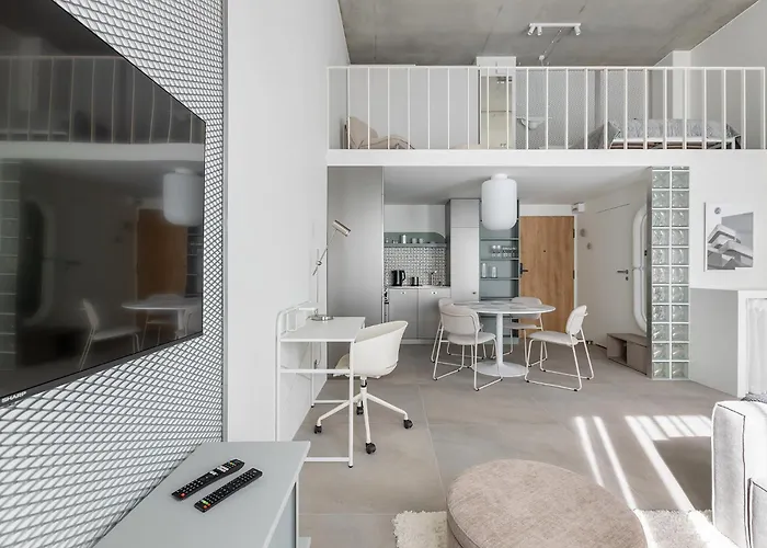 Homewell Deluxe Lofts Апартаменты