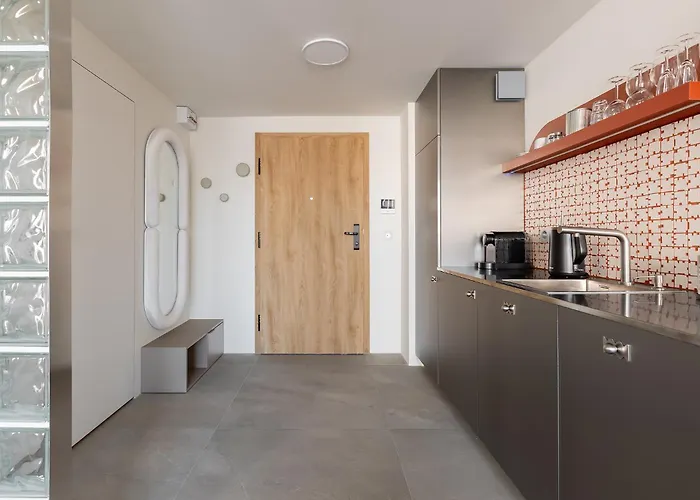 Homewell Deluxe Lofts Апартаменты