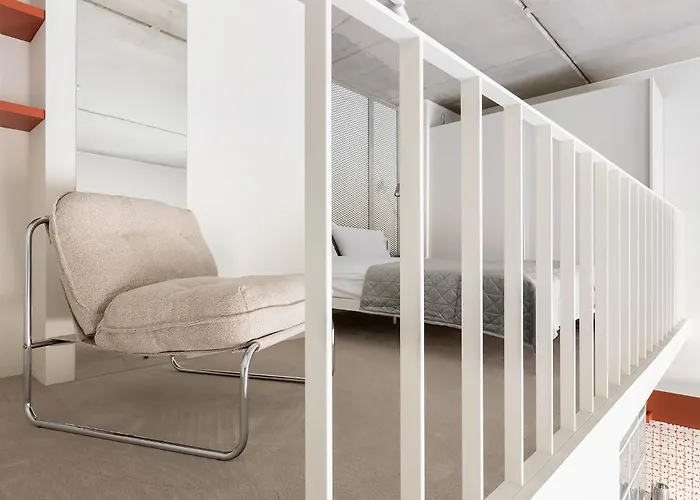 Апартаменты Homewell Deluxe Lofts *